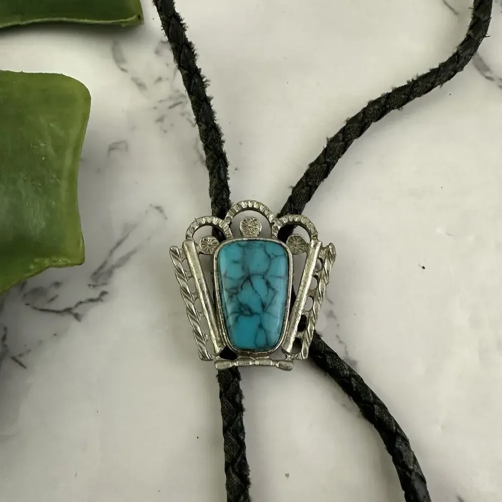 Vintage 90s Bolo Tie One Size Black Leather Silver Tone Metal Faux Turquoise